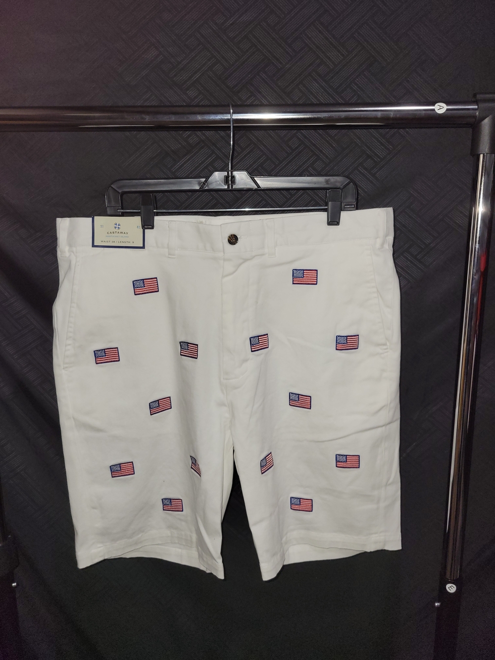 New Castaway Nantucket Island Mens 38 Embroidered Flag Chino Shorts White